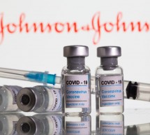 La causa por la muerte de una mujer de Oregón que recibió la vacuna de J&J aún está en el aire