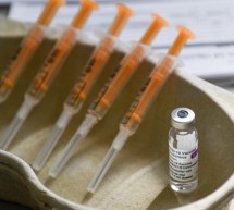 Gobierno británico planea suministrar dosis de refuerzo contra covid-19 en septiembre