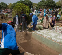 «Entierros exprés» en Nicaragua ponen en duda sus cifras del virus
