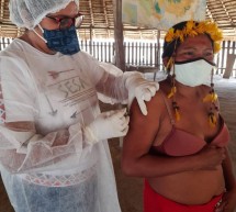 Activistas: “Políticas genocidas” frenan vacunación entre comunidades indígenas en Brasil
