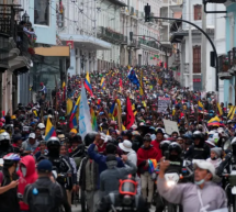 En Quito, Ecuador, piden con cacerolazo el inicio del diálogo y el fin de los disturbios