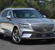 <strong>Genesis Electrified GV70 AWD Prestige, 2023</strong>
